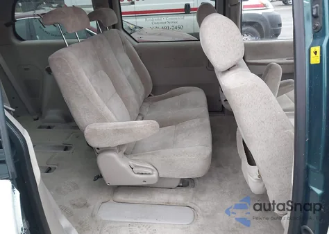 2004 Kia Sedona Ex/Lx from USA, damaged, VIN KNDUP131746545090